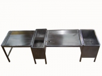 Mesa para limpeza de tripas com tanques