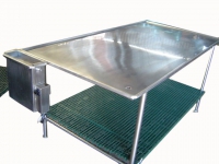 Mesas inox com estrutura galvanizadas